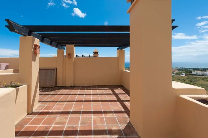 Image No.17-4 Bed Townhouse for sale