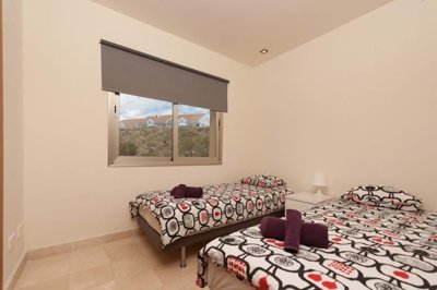 1447-642734-78d1f4f8b6655591b02d22fabb36a692d