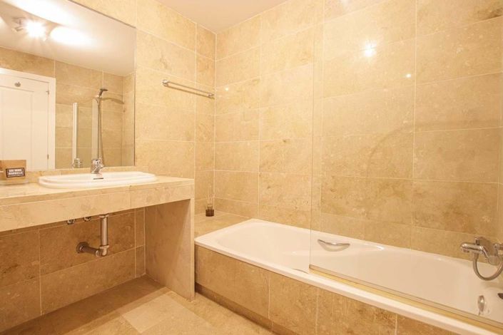 Image No.18-2 Bed Apartment for sale