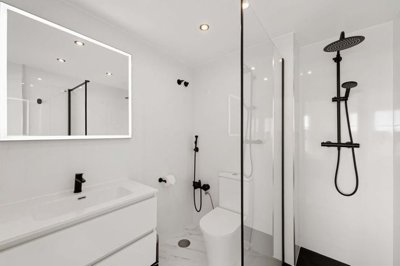 1447-653704-78d1f4f8b6655591b02d22fabb36a692d