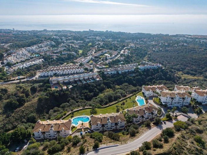 Image No.23-3 Bed Apartment for sale