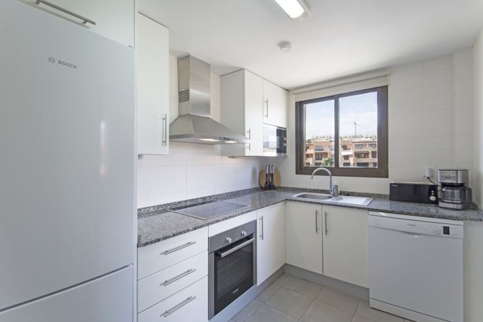 Image No.15-3 Bed Apartment for sale