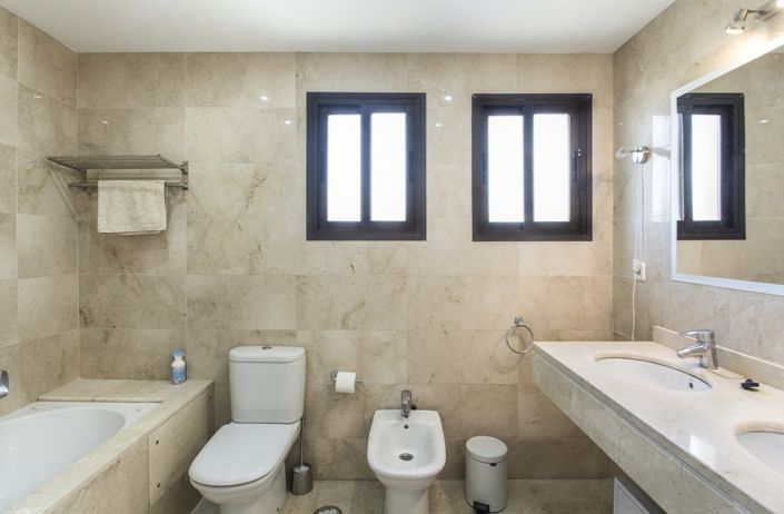 Image No.8-3 Bed Apartment for sale