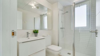 1447-647642-78d1f4f8b6655591b02d22fabb36a692d