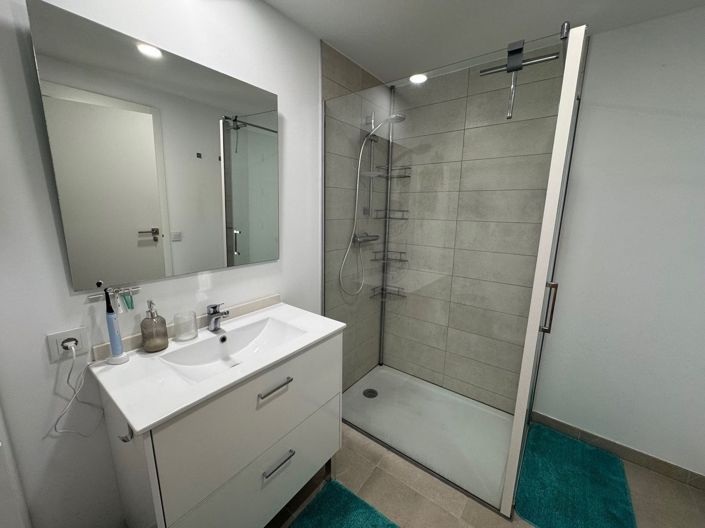 Image No.33-2 Bed Penthouse for sale