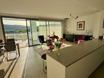 1447-646918-78d1f4f8b6655591b02d22fabb36a692d