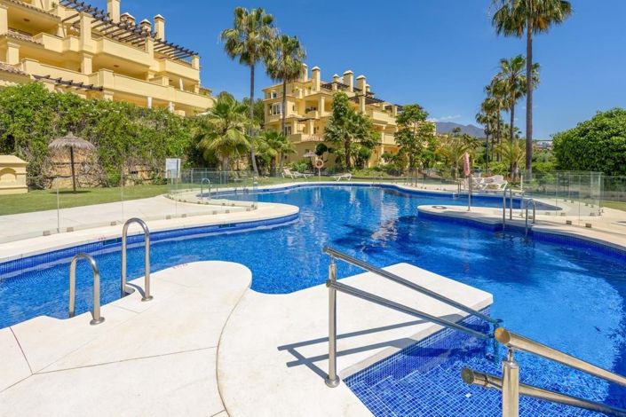 Image No.12-4 Bed Apartment for sale