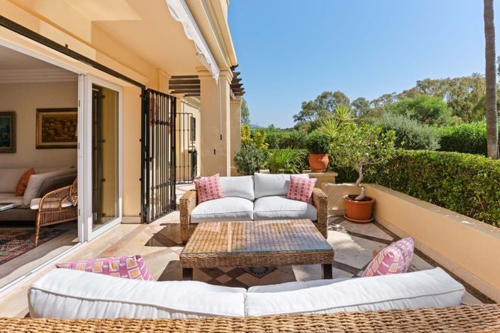 Image No.22-4 Bed Apartment for sale