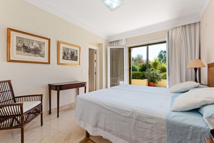 Image No.6-4 Bed Apartment for sale