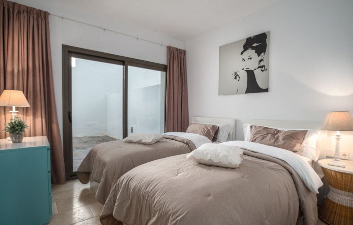 Image No.27-2 Bed Apartment for sale