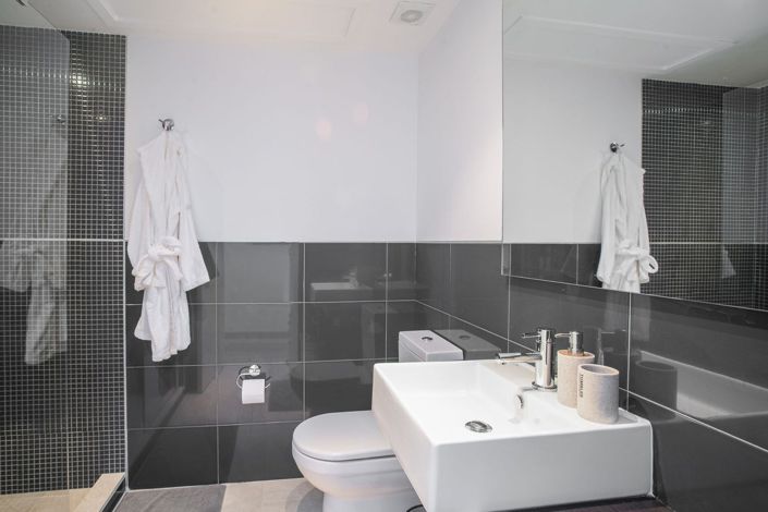 Image No.30-2 Bed Apartment for sale