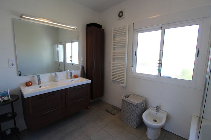 Image No.8-4 Bed Villa for sale