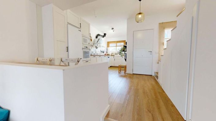 Image No.10-3 Bed Townhouse for sale