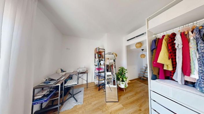 Image No.22-3 Bed Townhouse for sale