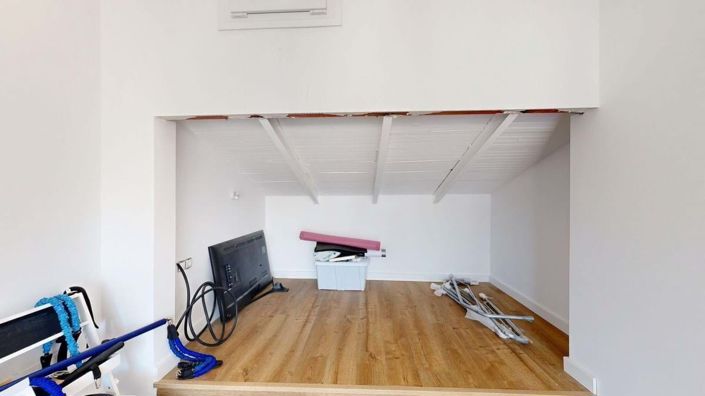 Image No.29-3 Bed Townhouse for sale