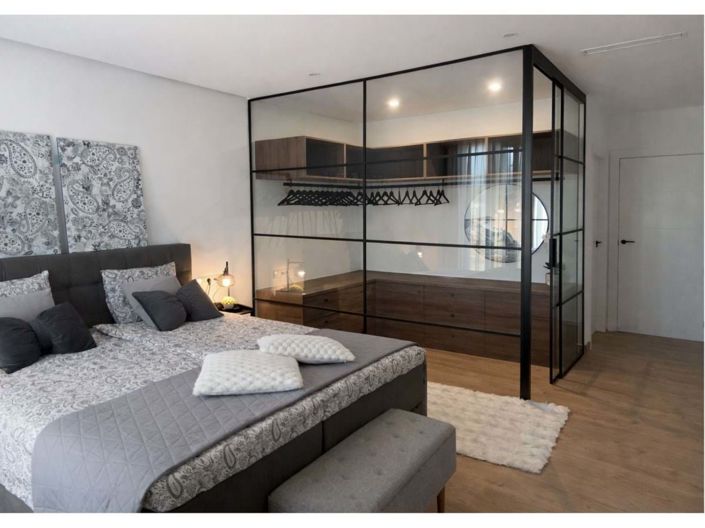 Image No.18-3 Bed Townhouse for sale