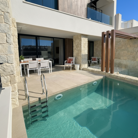 Image No.2-3 Bed Townhouse for sale