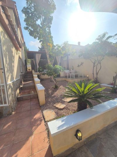 Image No.38-5 Bed Villa for sale