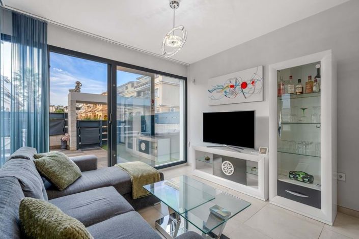 Image No.10-3 Bed Villa for sale