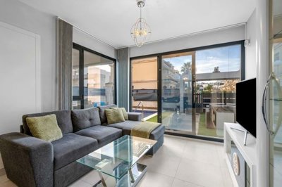 1447-653797-78d1f4f8b6655591b02d22fabb36a692d