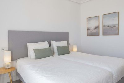 1447-646179-78d1f4f8b6655591b02d22fabb36a692d