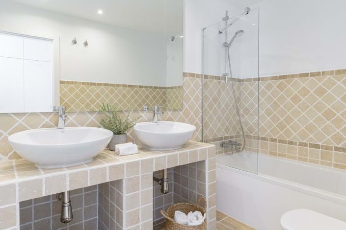 Image No.21-2 Bed Apartment for sale