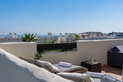 1447-646179-78d1f4f8b6655591b02d22fabb36a692d