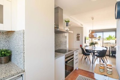 1447-647076-78d1f4f8b6655591b02d22fabb36a692d