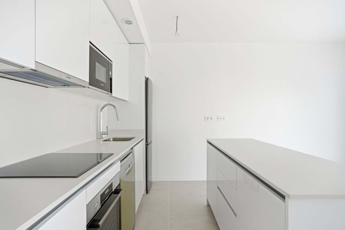 Image No.5-2 Bed Apartment for sale