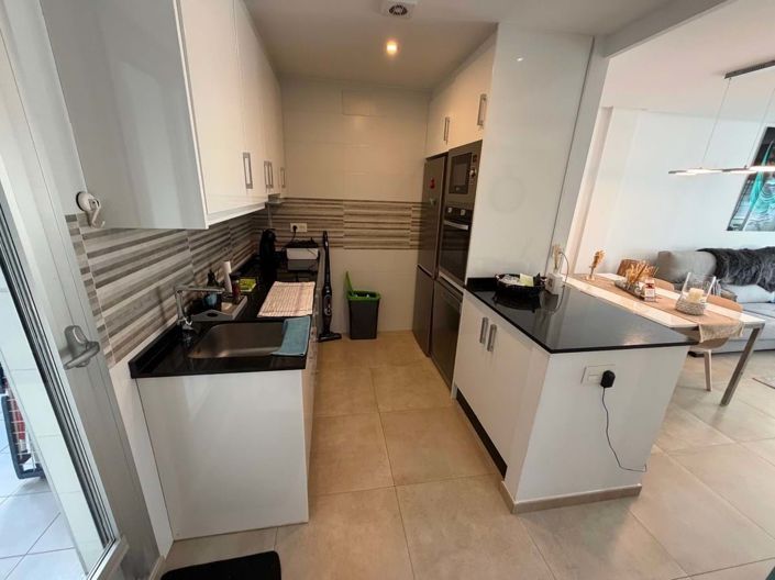 Image No.5-2 Bed Apartment for sale