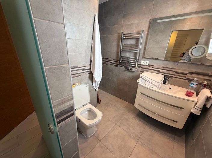 Image No.15-2 Bed Villa for sale