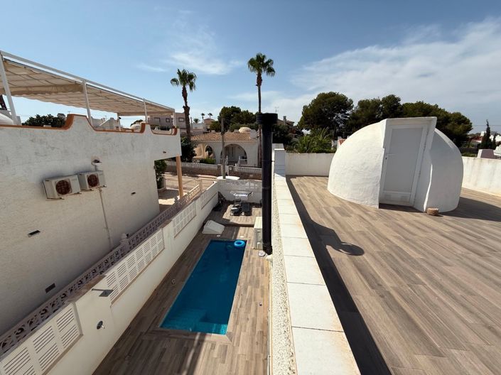 Image No.29-2 Bed Villa for sale