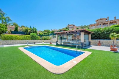 1447-653872-78d1f4f8b6655591b02d22fabb36a692d