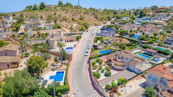 Image No.44-4 Bed Villa for sale