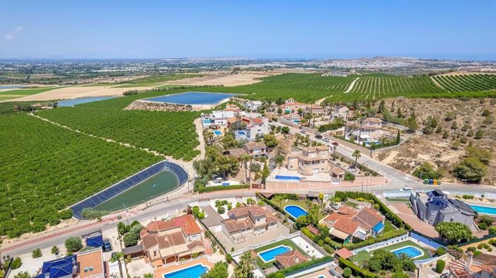 Image No.7-4 Bed Villa for sale