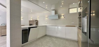 1447-653875-78d1f4f8b6655591b02d22fabb36a692d