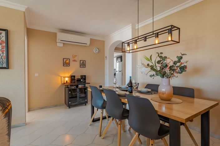 Image No.18-3 Bed Apartment for sale