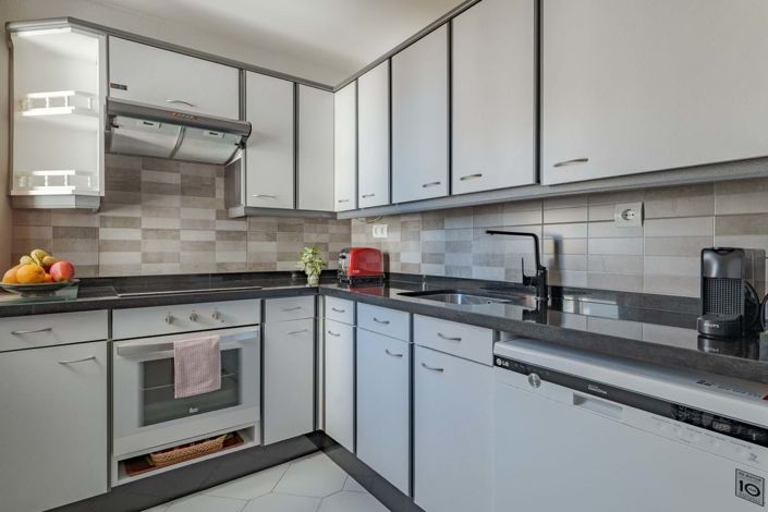 Image No.22-3 Bed Apartment for sale