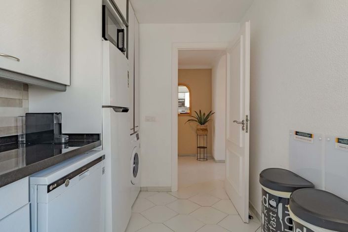 Image No.23-3 Bed Apartment for sale