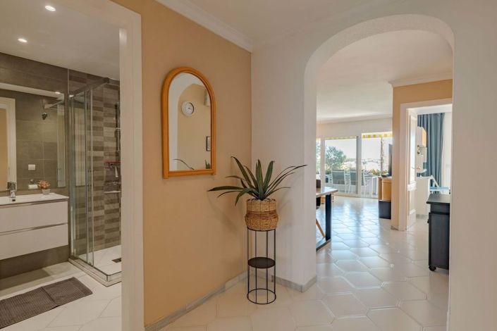 Image No.36-3 Bed Apartment for sale