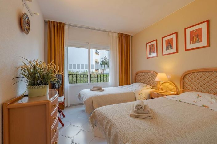 Image No.39-3 Bed Apartment for sale