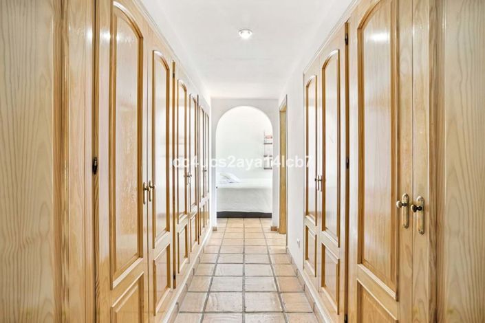 Image No.22-3 Bed Semi-Detached for sale