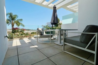 1447-645525-78d1f4f8b6655591b02d22fabb36a692d