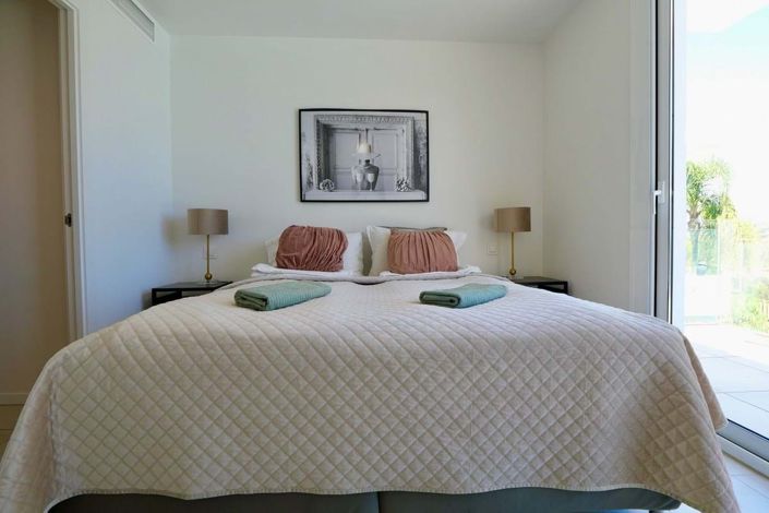 Image No.29-2 Bed Apartment for sale