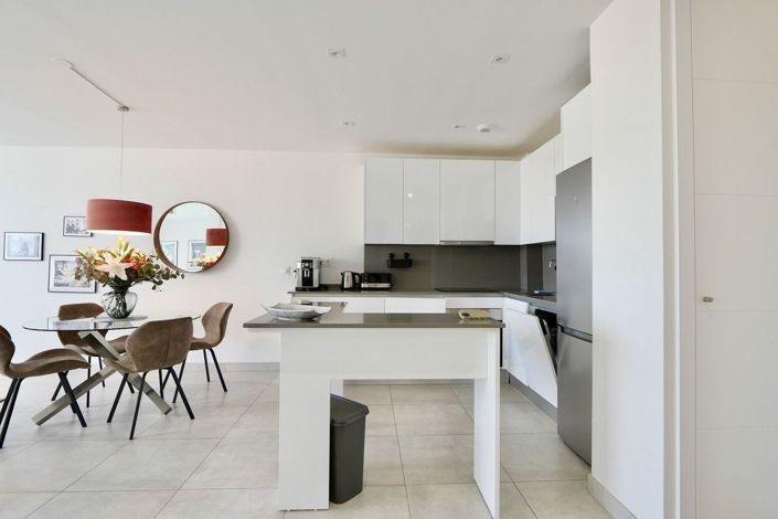 Image No.36-2 Bed Apartment for sale