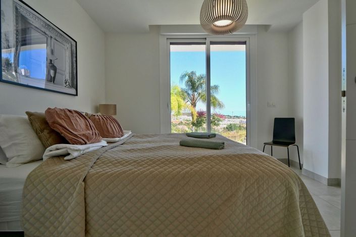 Image No.9-2 Bed Apartment for sale