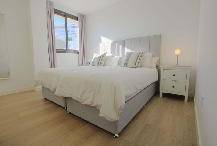 Image No.12-2 Bed Apartment for sale