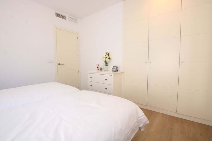 Image No.14-2 Bed Apartment for sale