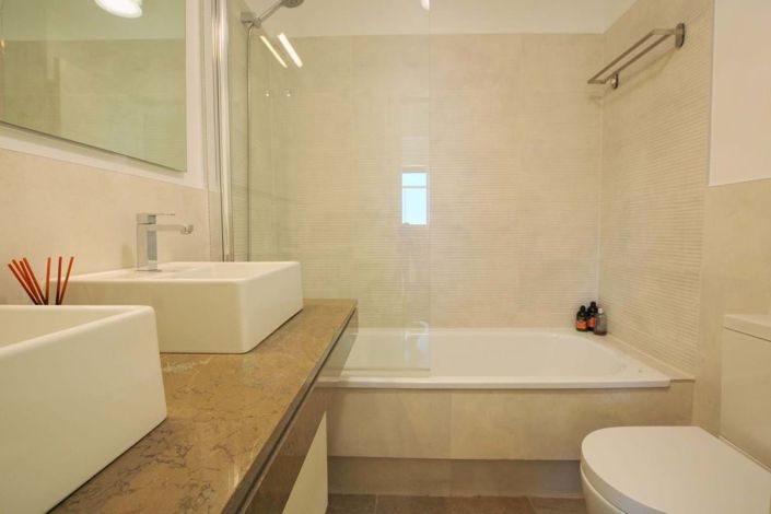 Image No.15-2 Bed Apartment for sale