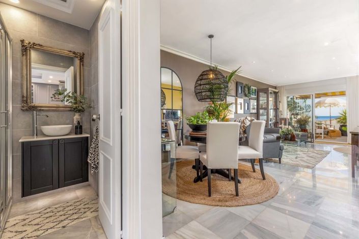 Image No.12-2 Bed Apartment for sale